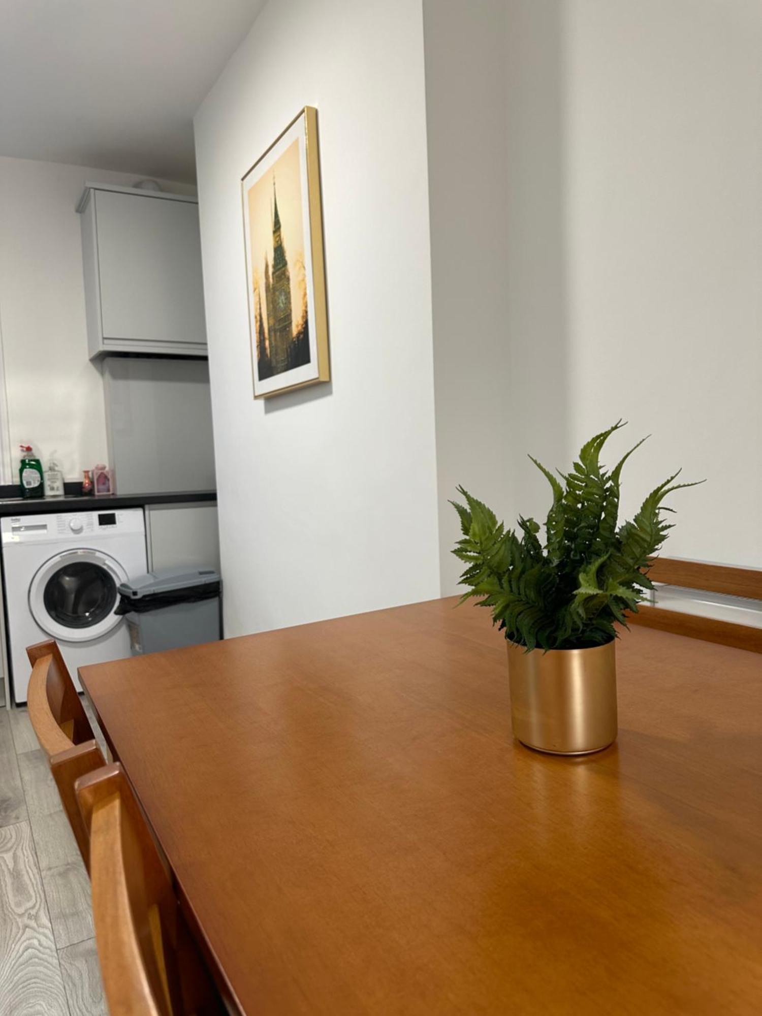 Apartamento Stunning Newly Refurbished 1 Bed In Kings Cross, St Pancras!320 Londres Exterior foto